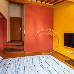 22 - Parcheggio Privato - Accogliente - Collegamento Sardegna E Corsica Livorno